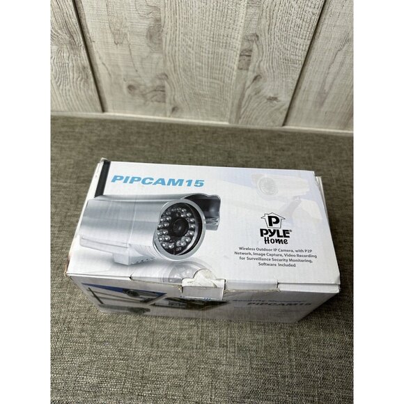 Pyle Wireless Home Security Surveillance Weatherproof Camera with Night Vision - Picture 2 of 11